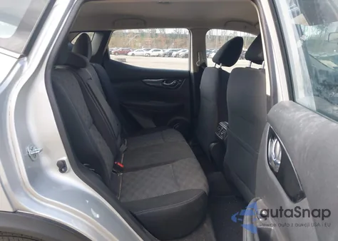 2017 Nissan Rogue Sport Sv из США, поврежденный, VIN JN1BJ1CR7HW141374